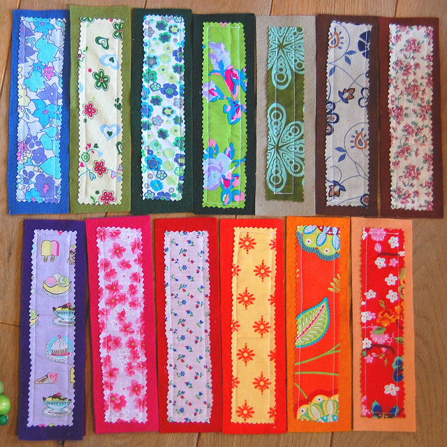 <a href="https://www.flickr.com/photos/hetkabinet/12188925824">"bookmarks" by Audrey B., CC BY 2.0</a>